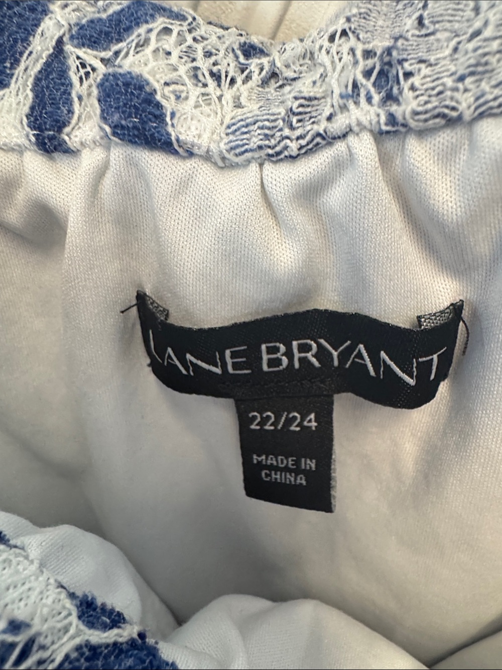 Lane Bryant Blue Floral Lace-Trim Cold Shoulder Camisole N0480 - Picture 3 of 9